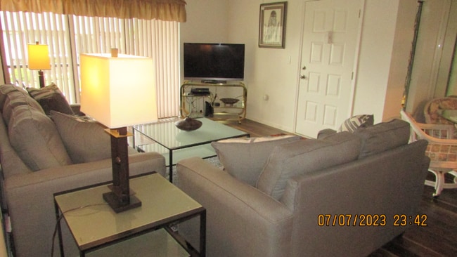 Photo - 2699 Pine Ridge Way E