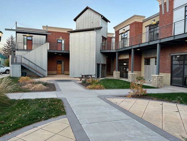 Building Photo - Furnished! Downtown Studio Flat in Manhattan