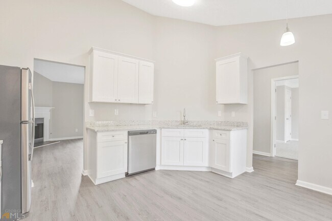 Photo - 3766 Laurel Green Way