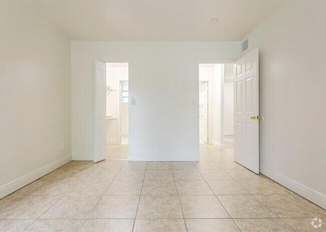 2 BD MASTER BED