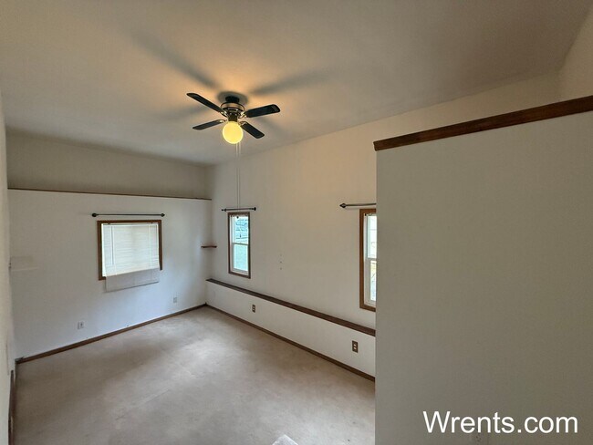 Photo - Available in Shadle 3 bedroom with large 2...