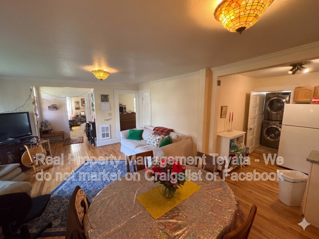 Photo - 1405 Halleck St