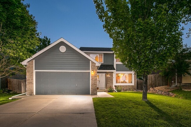 Building Photo - Spacious and Serene Home with Ideal Location near Parks, Trails, and Schools!