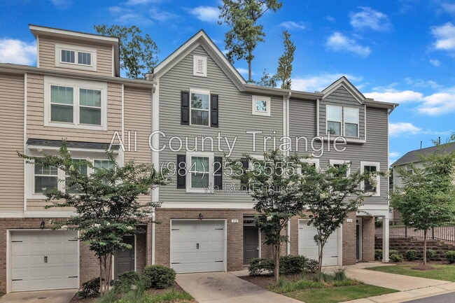 312 Page Square Dr