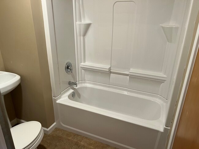 Photo - 400 E Philadelphia Ave Unit #2