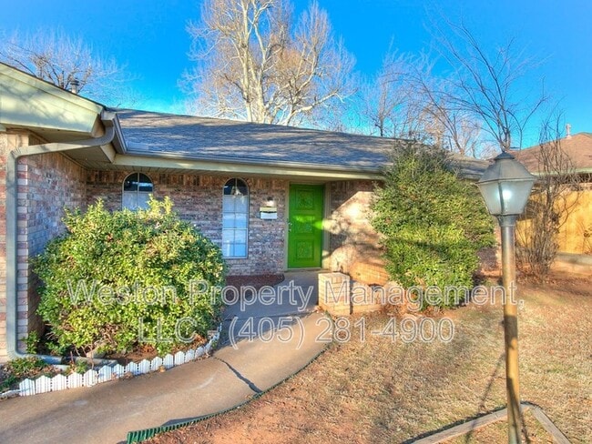 Photo - 1011 Crown Dr