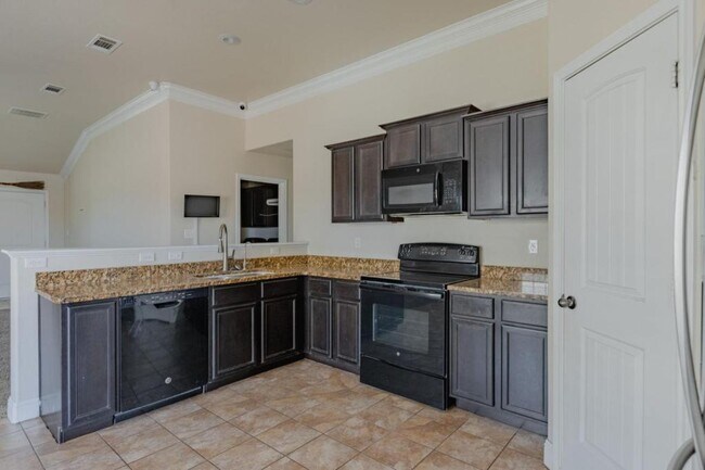 Photo - 711 Candlestick Dr