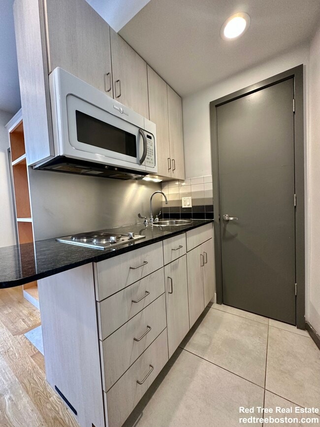 144 Bowdoin St Unit 51