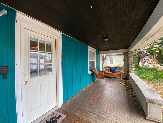 Photo - 315 E University St