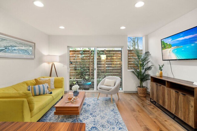 Photo - 3415 Beacon Ave S