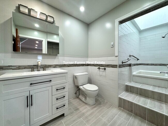 Photo - 63 Upland Rd Unit 2