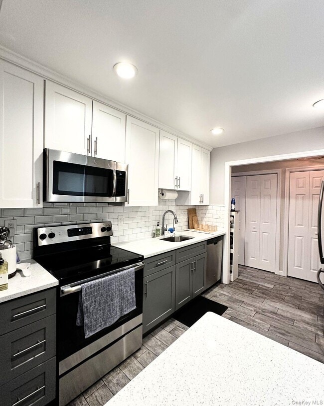 Photo - 13 Granada Crescent Unit 1