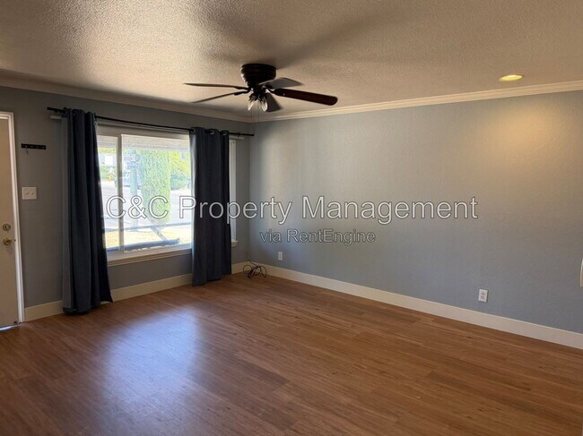 Photo - 2701 Lerwick Rd