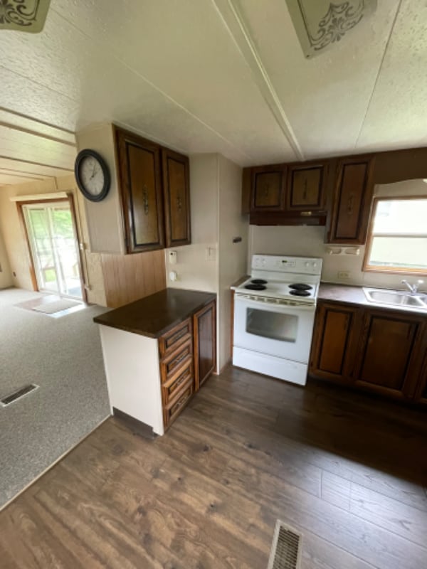 318 Pearl Ln