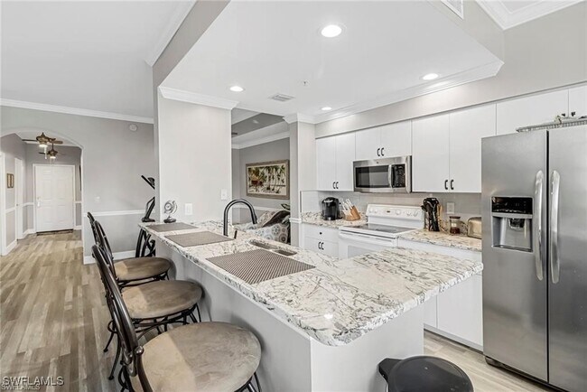 8670 Cedar Hammock Cir  