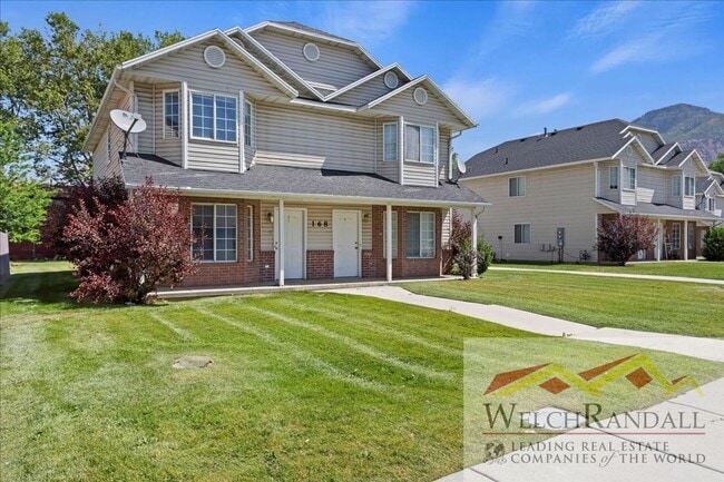 Beautiful 3 Bed 1.5 Bath Townhome in Ogden - Beautiful 3 Bed 1.5 Bath Townhome in Ogden