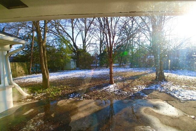 Photo - 3191 E Broad St