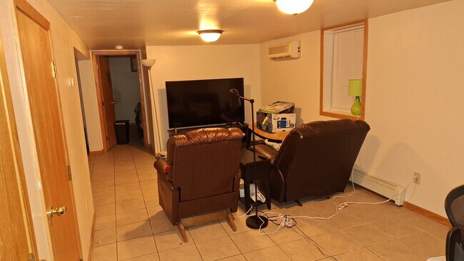 Photo - 311 17th St N Unit 1