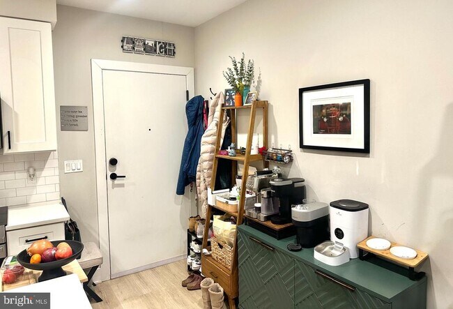 Photo - 1016 17th Pl NE Unit 002