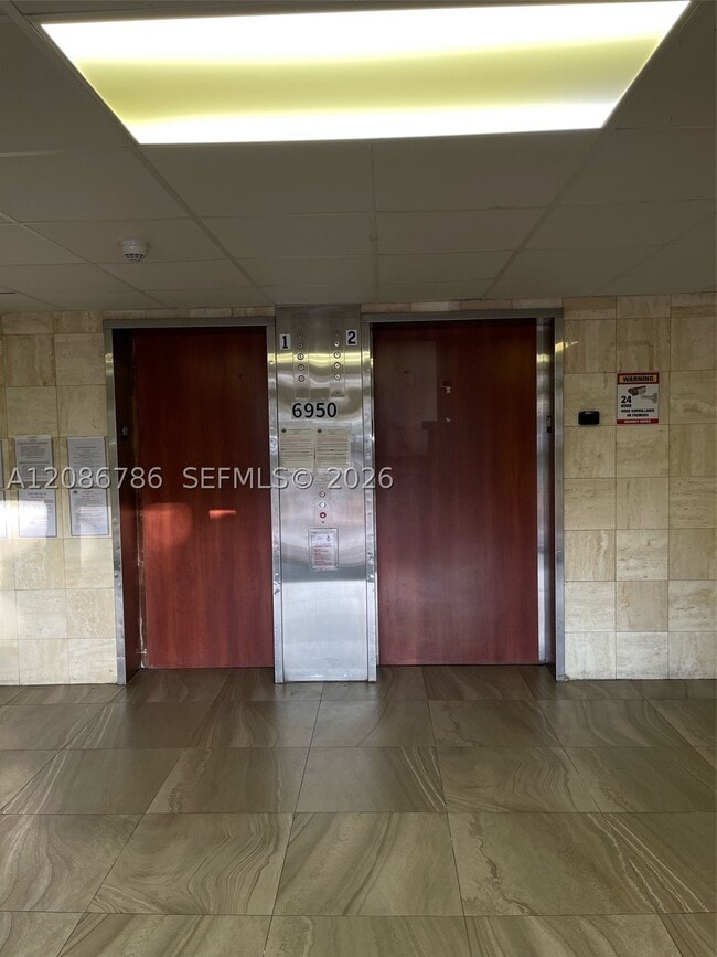 Photo - 6950 Miami Gardens Dr Unit 2-312A