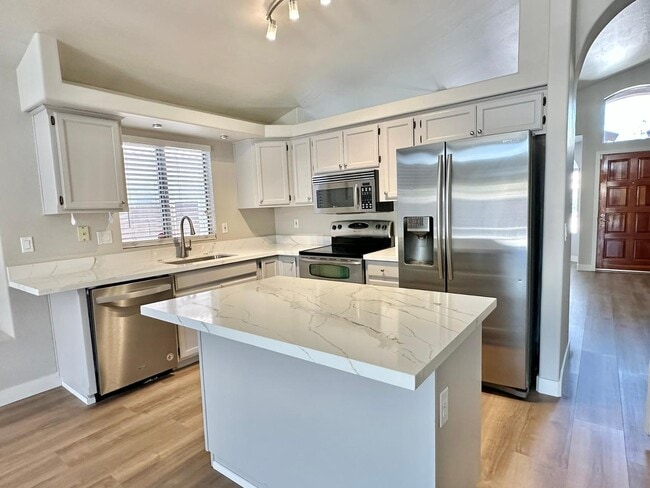 Photo - 4781 W Harrison St