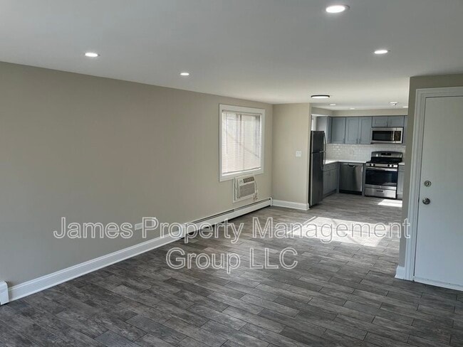 Photo - 3936 N Narragansett Ave