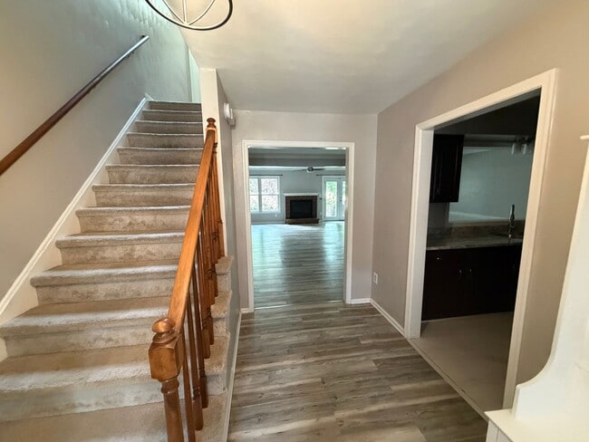 Photo - 502 Kempsville Greens Ct