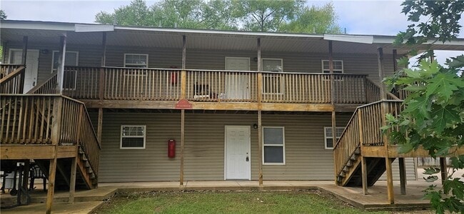 Building Photo - 1983 S Razorback Rd Unit 3 Rental