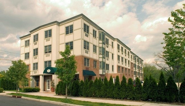 Parkview II Commons - Parkview II Commons Apartments