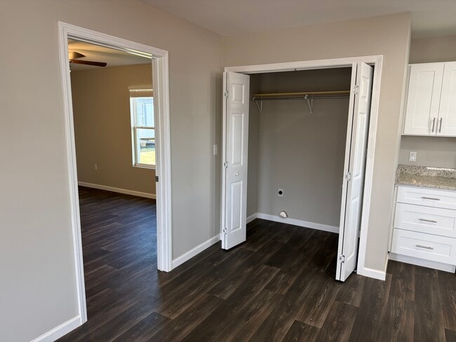 Photo - 80 Redwood Ln