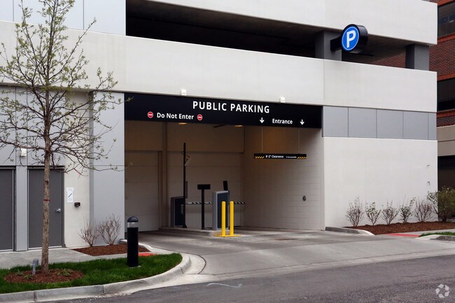 Parking garage - E2 Apartments