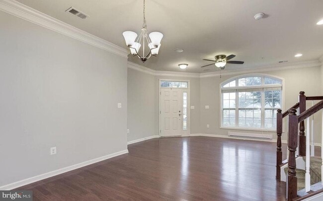 Building Photo - 43017 Clarks Mill Terrace