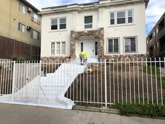 Photo - 420 S Berendo St Unit 3