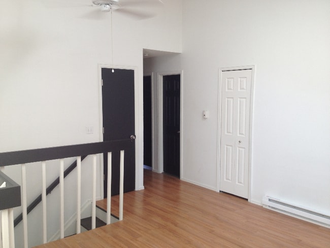 Photo - 2241 W Hillside Ave