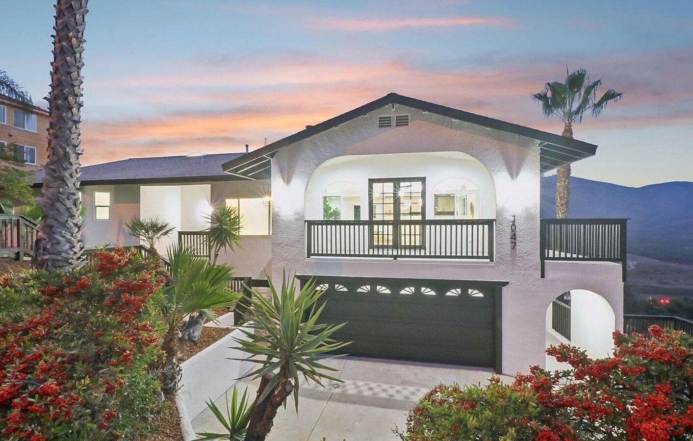 Sangamon Ave - Sangamon Ave Unit House