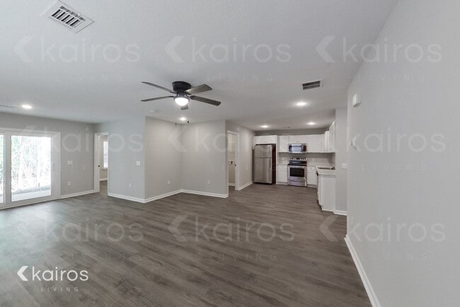 Photo - 158 Cottage Grove Rd