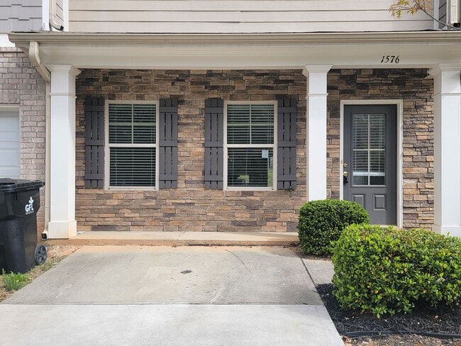 Photo - Looking for a New Construction Feel—Without the New Construction Price?