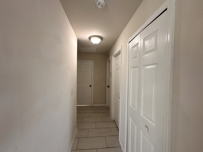 Photo - 2212 SW Santa Barbara Pl