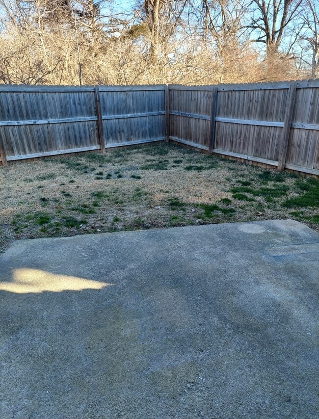 Photo - 2006 Rashid Ct