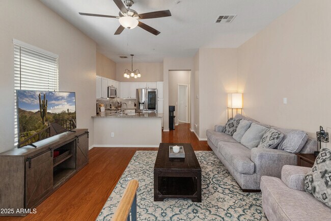 Photo - 927 W Wendy Way