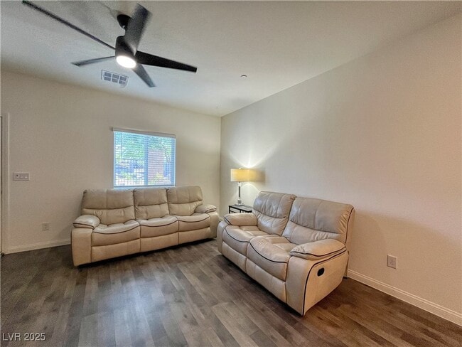 Photo - 12748 Feathersong