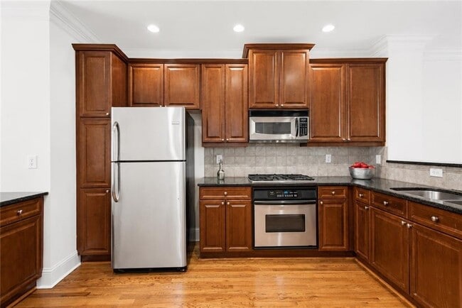 Photo - 5490 Glenridge Park NE