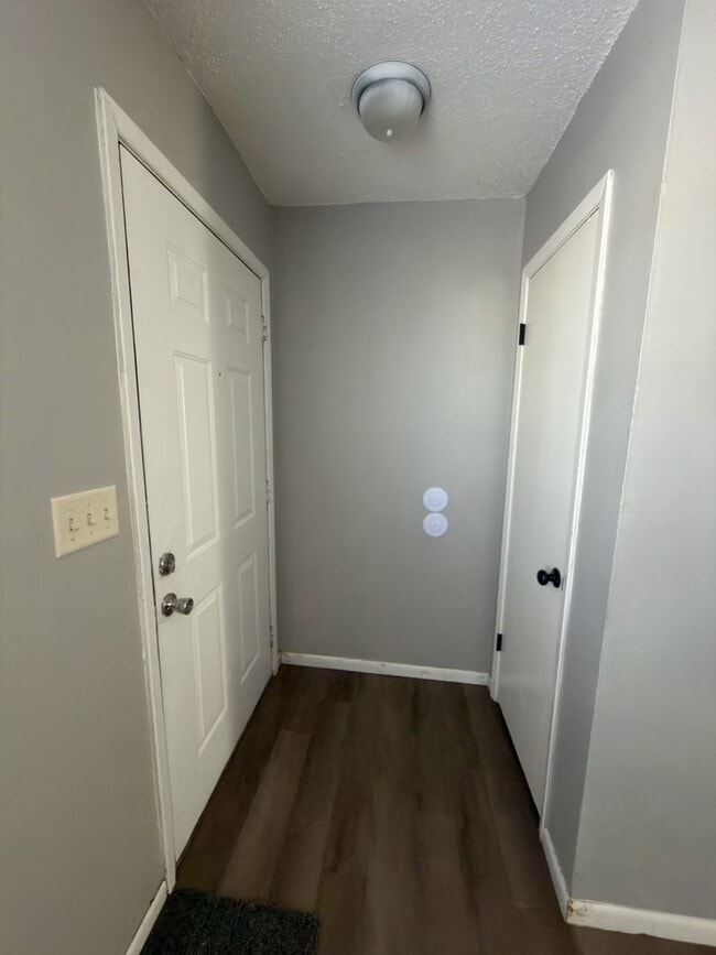 Photo - 747 S Nettleton Ave