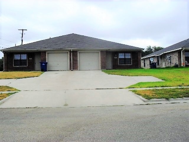 Building Photo - 2916 Ashley Dr Unit 2916