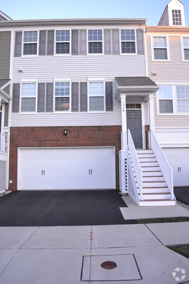 Building Photo - 1718 Beacon Ln Rental