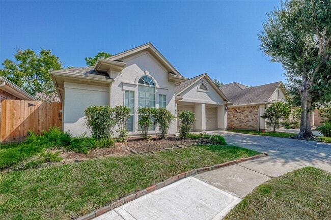 Photo - 1107 Parkhaven Ln