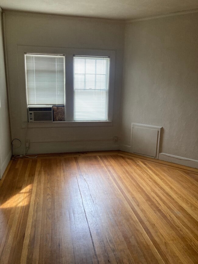 Photo - 1525 22nd St