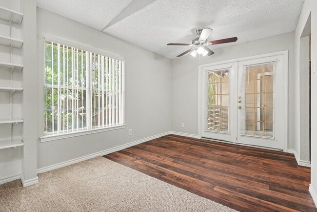 Photo - 3603 W Northgate Dr Unit 112