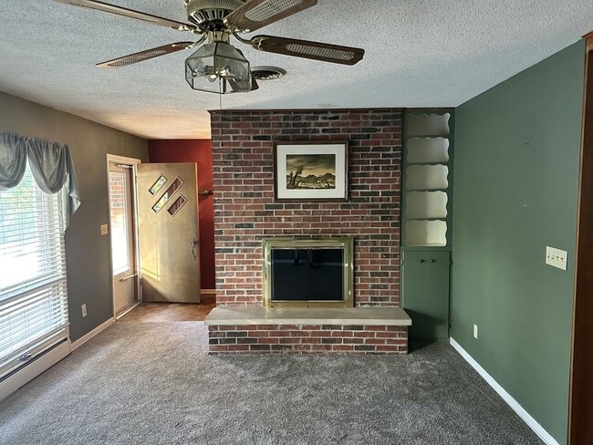 2 Herring Dr
