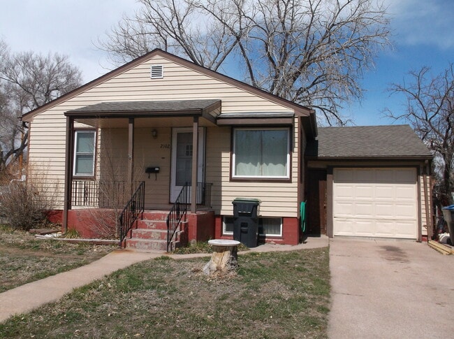 Building Photo - 2102 E 17th St Unit A Rental